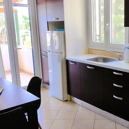 Ferienhaus Gemuetliches Olympia Mit Pool By Interhome *